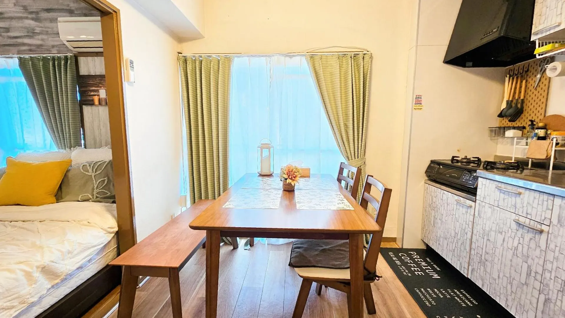603. Lively City.Near Koiwa St.Disneyland/Airport Direct Bus. Tokyo Apartment