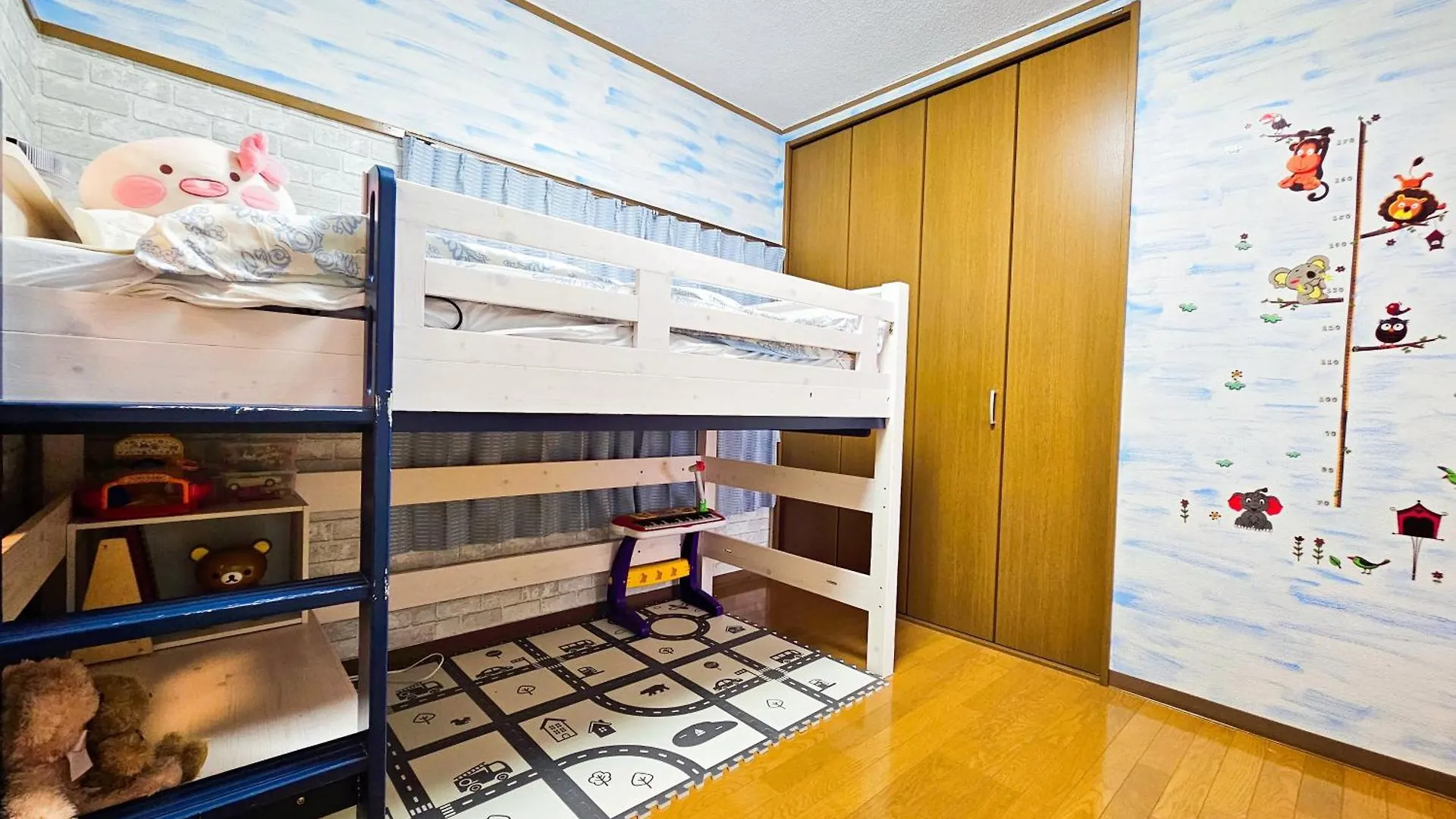 603. Lively City.Near Koiwa St.Disneyland/Airport Direct Bus. Tokyo 0*,